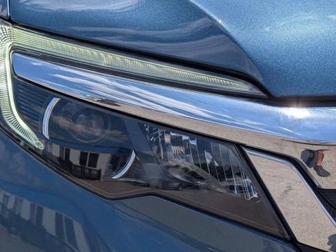 Used 2020 Honda Pilot EX image 3