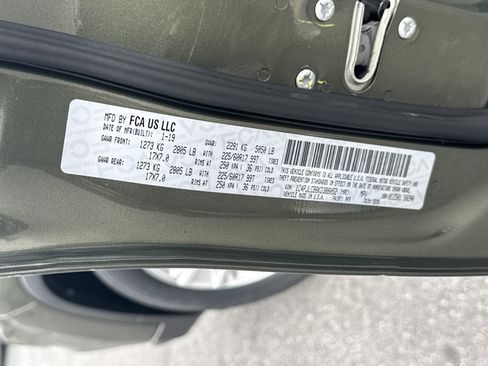 Used 2019 Jeep Cherokee Latitude w/ Popular Appearance Group image 34