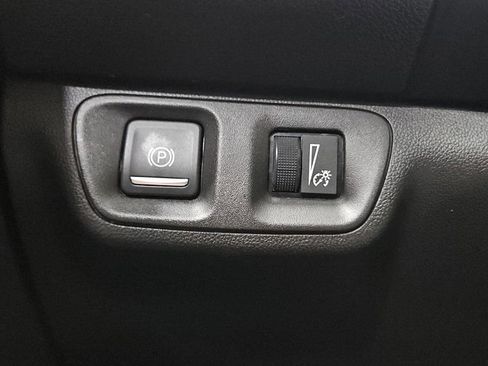 Used 2019 GMC Acadia SLT w/ Black Edition image 18