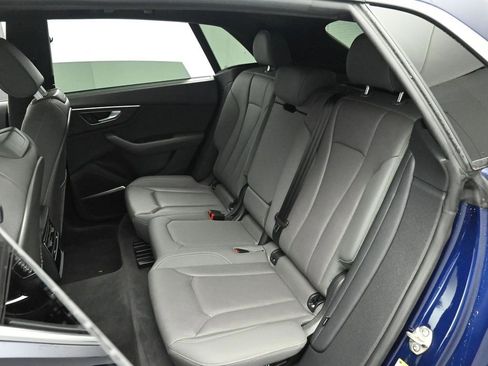 Used 2020 Audi Q8 Prestige w/ Prestige Package image 16