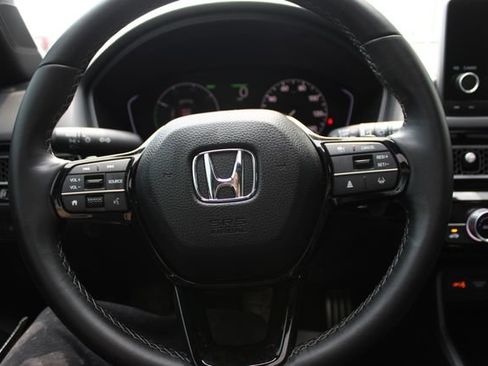 Used 2025 Honda Civic Sport image 10