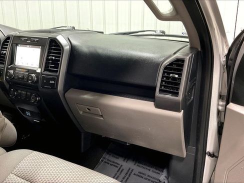 Used 2018 Ford F150 XLT w/ Equipment Group 302A Luxury AWD/4WD image 16