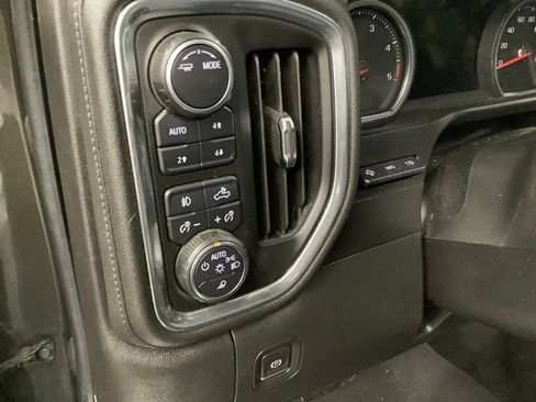Used 2023 Chevrolet Silverado 2500 High Country w/ Technology Package AWD/4WD image 12