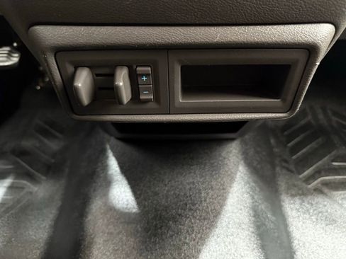 Used 2020 Ford Transit 350 XL image 32