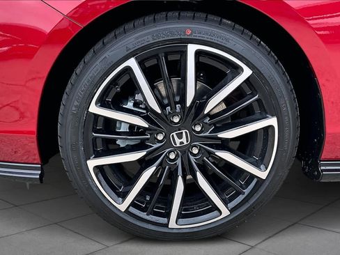 New 2025 Honda Accord Touring image 11