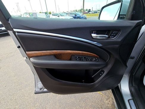 Used 2020 Acura MDX SH-AWD image 10