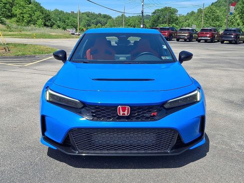 Used 2024 Honda Civic Type R image 2