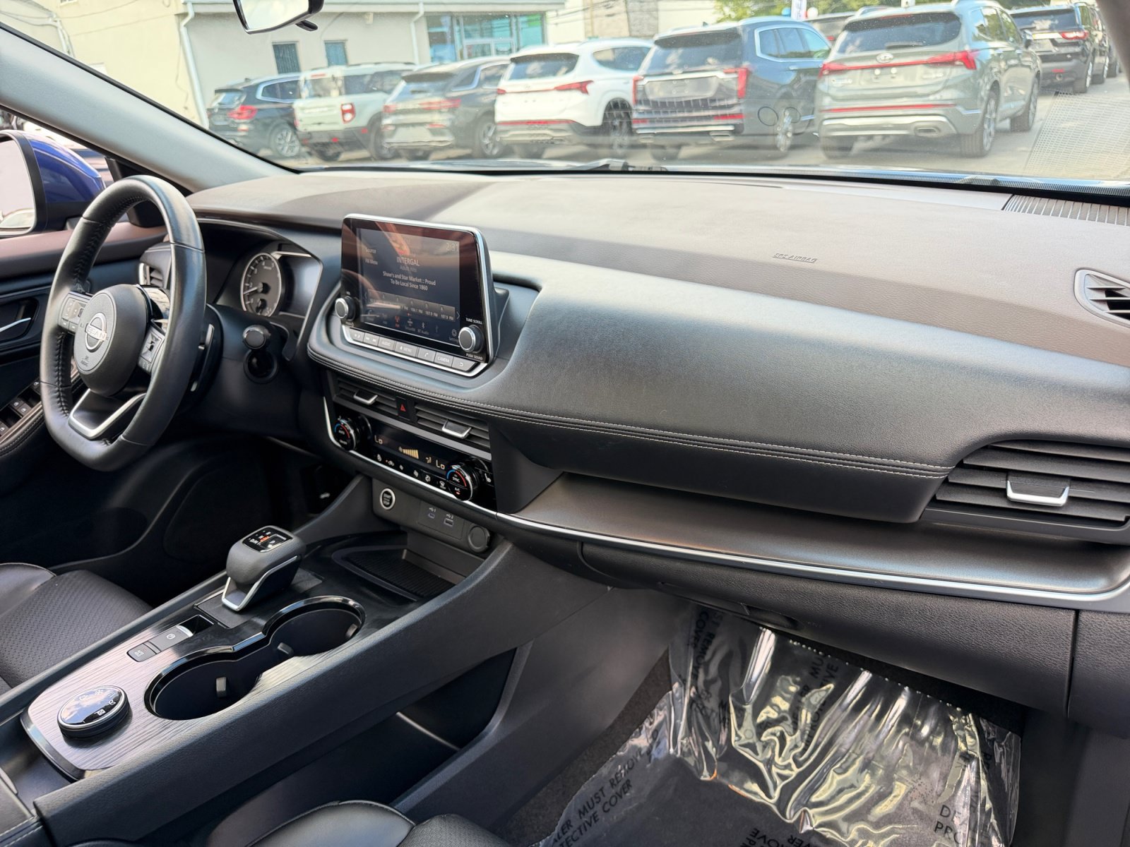 Used 2023 Nissan Rogue SV w/ SV Premium B Package AWD/4WD image 9