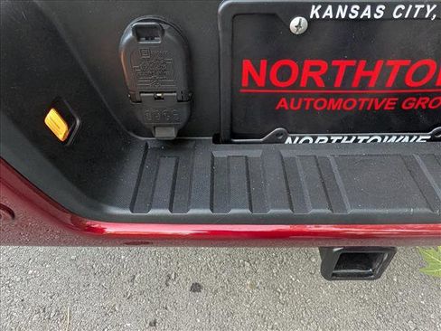 Used 2021 GMC Canyon Denali AWD/4WD image 21