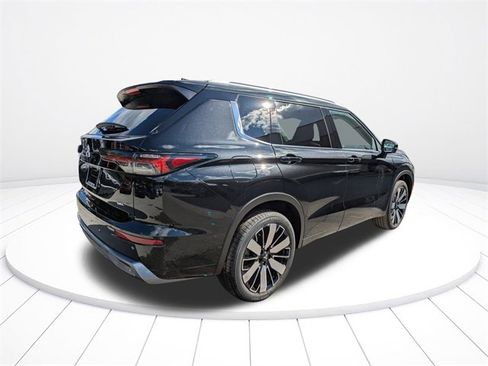 New 2026 Mitsubishi Outlander SEL image 4