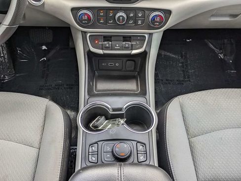 Used 2023 GMC Terrain SLE w/ Driver Convenience Package AWD/4WD image 21