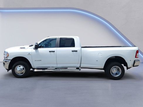 Used 2024 RAM 3500 Big Horn AWD/4WD image 6