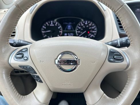 Used 2014 Nissan Pathfinder Platinum w/ Platinum Premium Package AWD/4WD image 41