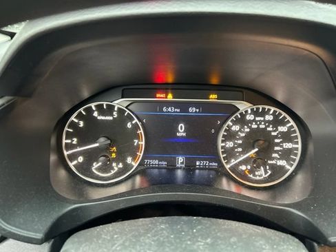 Used 2023 Nissan Altima 2.5 SV FWD image 7