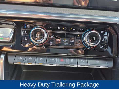 Used 2024 GMC Sierra 1500 Denali w/ Technology Package AWD/4WD image 29