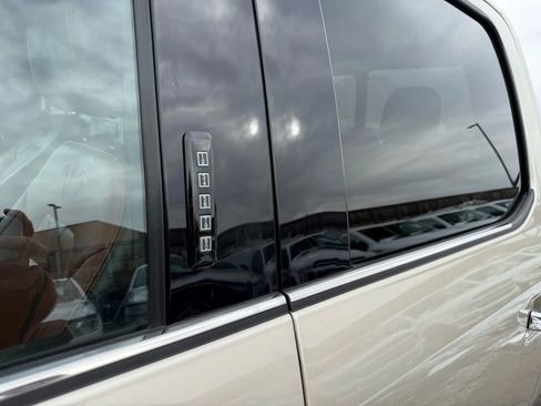 Used 2018 Ford F150 King Ranch w/ Equipment Group 601A Luxury image 17