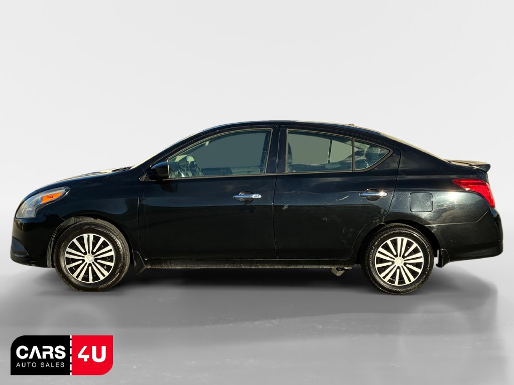 Used 2015 Nissan Versa SV FWD image 4