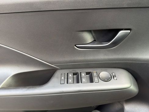 New 2026 Hyundai Kona SE AWD/4WD image 9