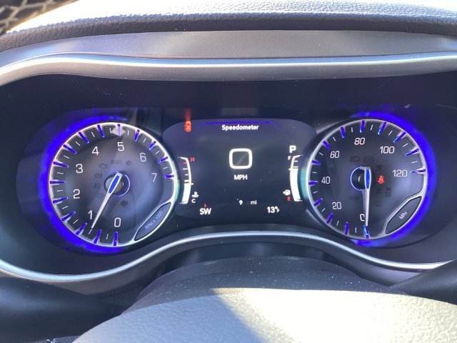 New 2026 Chrysler Pacifica Select FWD image 15