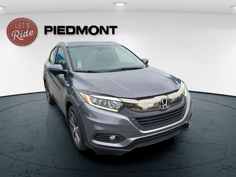 Certified 2022 Honda HR-V EX-L image 3