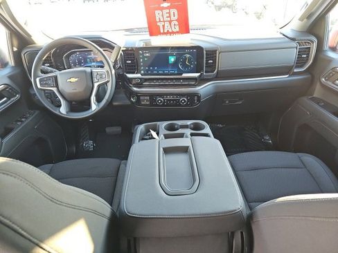Used 2024 Chevrolet Silverado 1500 LT image 12