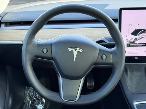 Used 2021 Tesla Model 3 Standard Range Plus RWD image 7