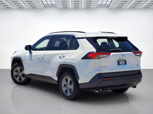 Used 2025 Toyota RAV4 LE AWD/4WD image 14