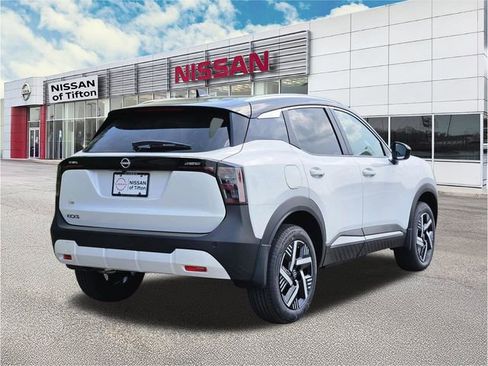 New 2026 Nissan Kicks SV FWD image 4