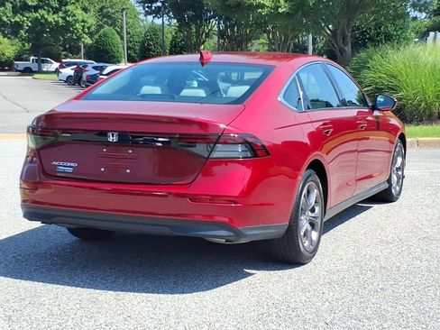 Used 2023 Honda Accord EX image 9