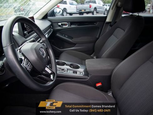 Used 2022 Honda Civic EX image 11
