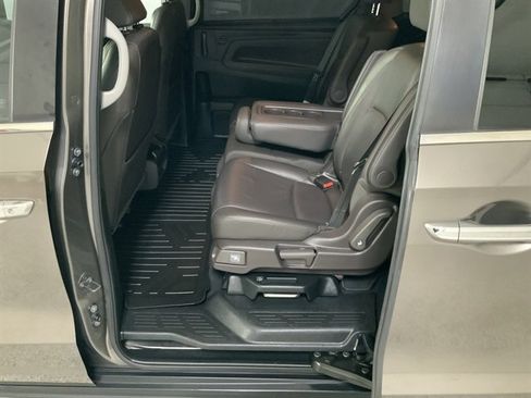 Used 2018 Honda Odyssey EX-L image 32