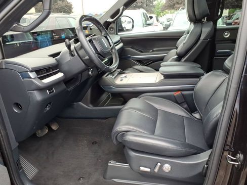 Used 2025 Lincoln Navigator Reserve w/ Jet Appearance Package AWD/4WD image 10