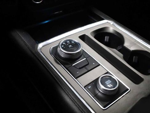 Used 2020 Ford Expedition Max XLT w/ Equipment Group 202A image 27