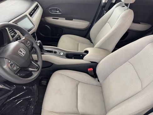 Used 2022 Honda HR-V EX image 25