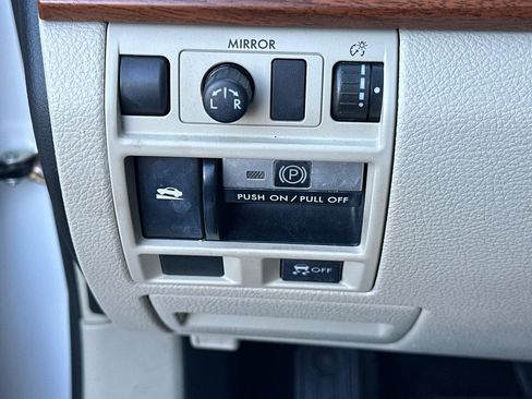 Used 2013 Subaru Outback 3.6R Limited image 31
