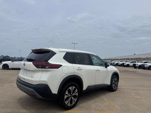Certified 2023 Nissan Rogue SV FWD image 21