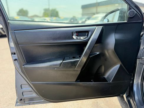 Used 2015 Toyota Corolla LE Premium FWD image 26
