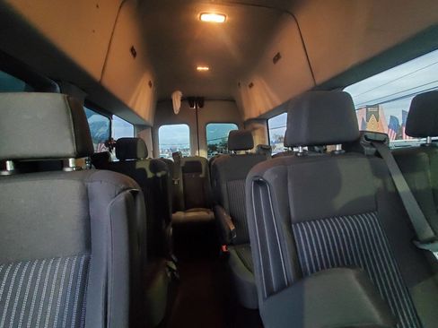 Used 2019 Ford Transit 350 XLT image 27