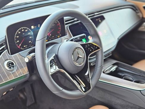 New 2026 Mercedes-Benz E 450 4MATIC Sedan image 20