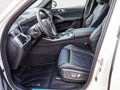 Used 2026 BMW X5 xDrive50e w/ Executive Package image 12