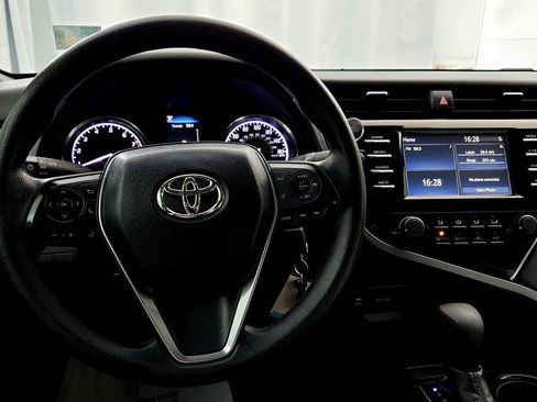 Certified 2018 Toyota Camry LE FWD image 27