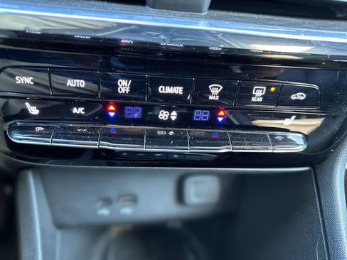 Certified 2025 Buick Encore GX Avenir w/ Avenir Technology Package image 19