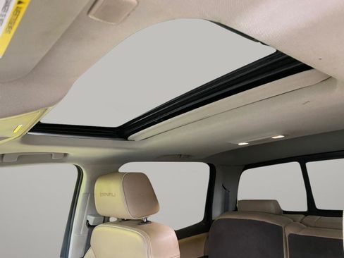 Used 2018 GMC Sierra 2500 Denali w/ Duramax Plus Package image 19