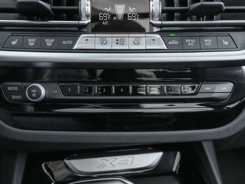 Used 2024 BMW X3 sDrive30i w/ Convenience Package w/ZPA image 17