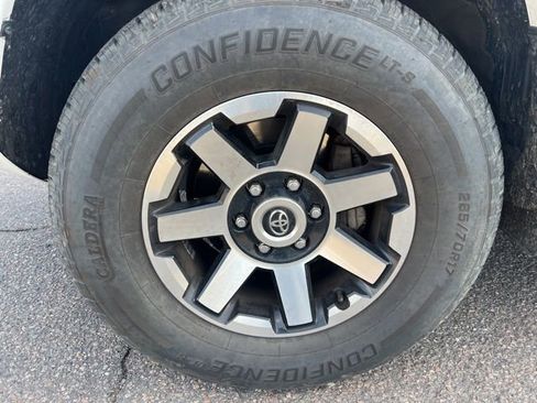 Used 2023 Toyota 4Runner TRD Off-Road Premium image 10