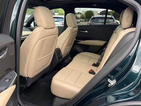 Used 2024 Cadillac XT4 Premium Luxury w/ Technology Package AWD/4WD image 15
