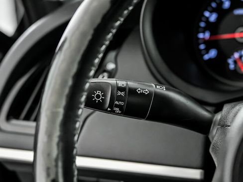 Used 2019 Kia Stinger image 26