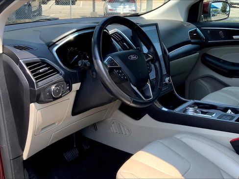 Used 2021 Ford Edge Titanium AWD/4WD image 17