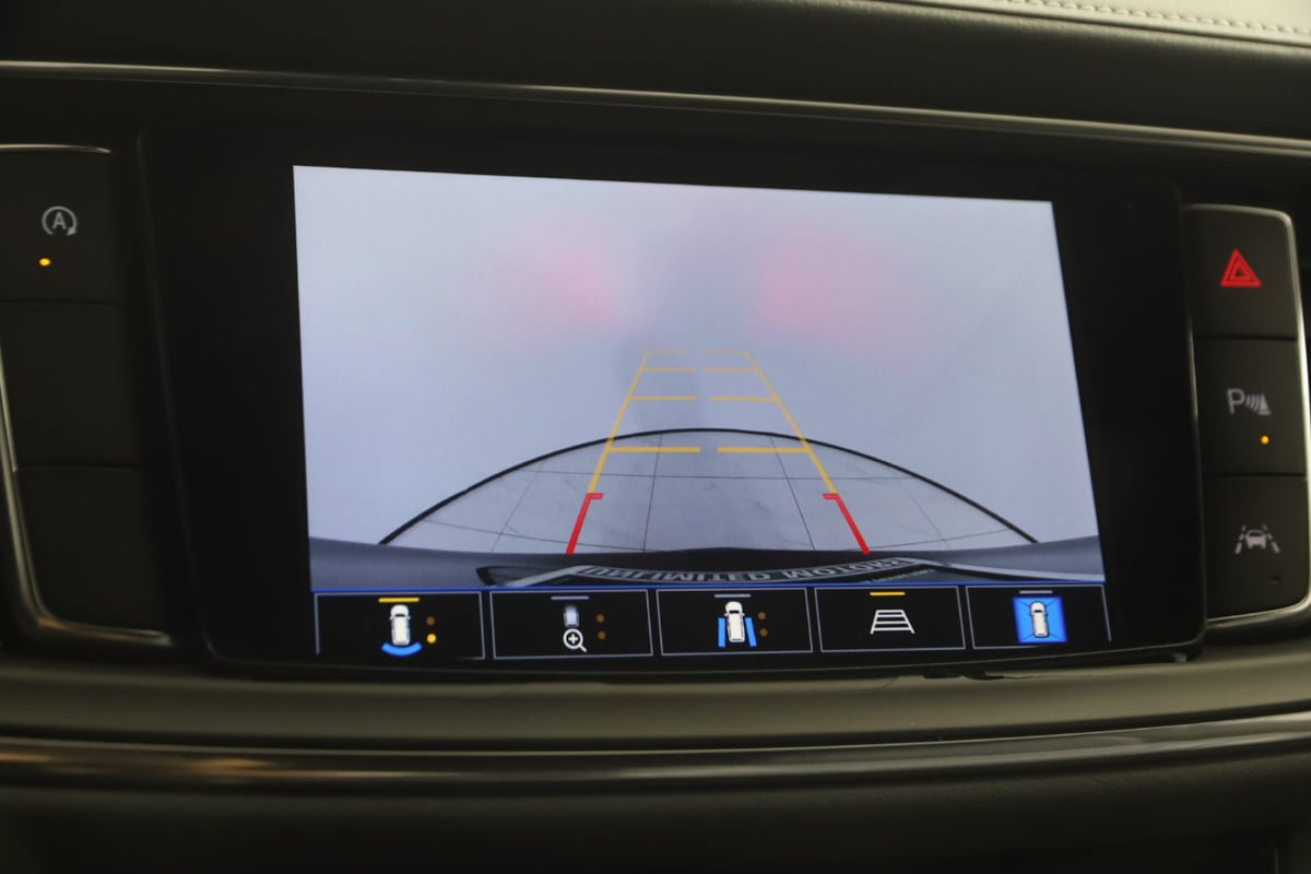 Used 2024 Buick Enclave Premium FWD image 10