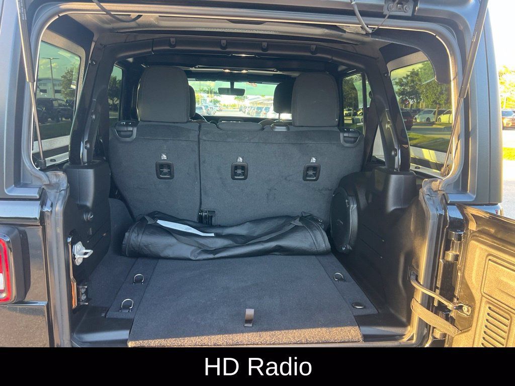 Certified 2022 Jeep Wrangler Unlimited Sport AWD/4WD image 13